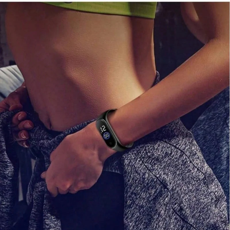 Brazil Men's Sports Digital Watch Outdoor Bracelet Electronic Watch Daily Men's Bracelet Watches Popular Durable Watches